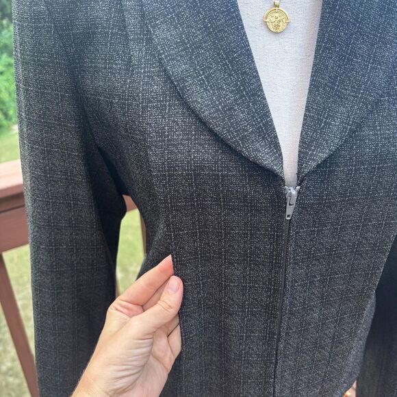 Vintage 1990s Harve Benard Blazer | Gray Zip Up Minimalist Workwear Size 8 - Picture 9 of 14